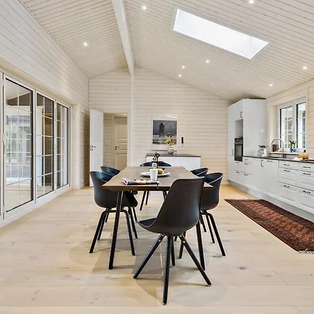 Front In With Wifi *